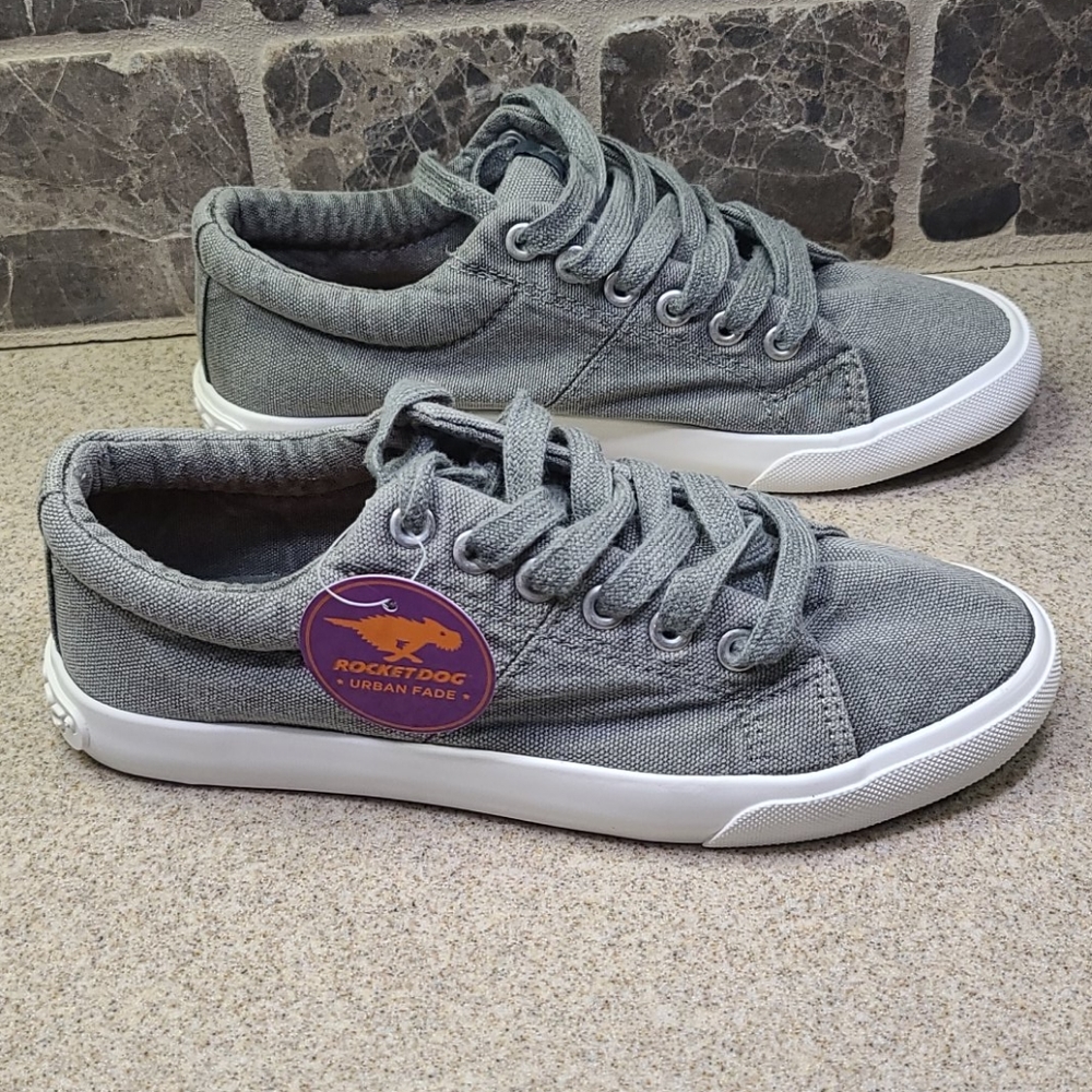 ROCKET 🚀 DOG NEW SHOES new in box various sizes GRAY